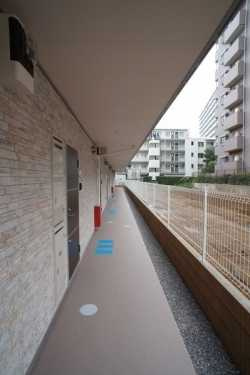 リブリ・BYZOのロビー