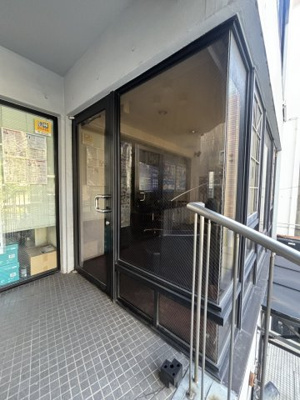 【エントランス】 | ラコロンナ岡本