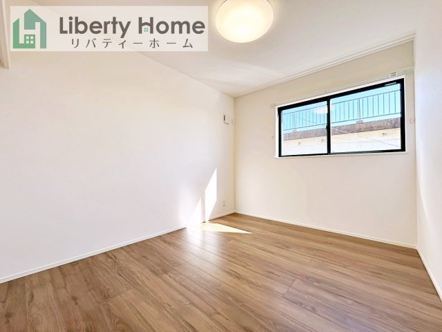 日立市河原子町2丁目　新築戸建　2号棟の寝室