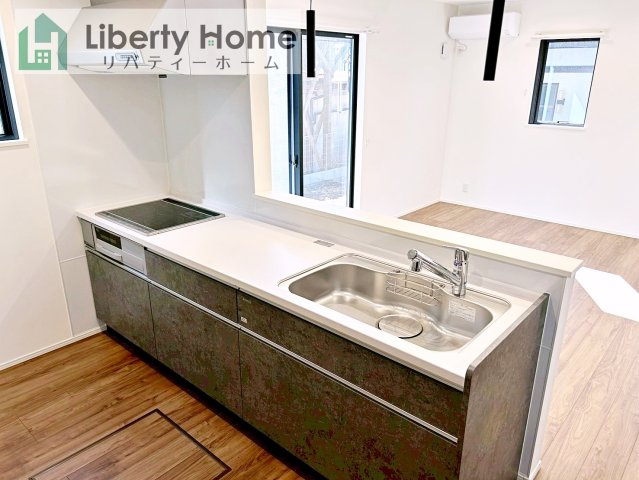 日立市河原子町2丁目　新築戸建　2号棟のキッチン