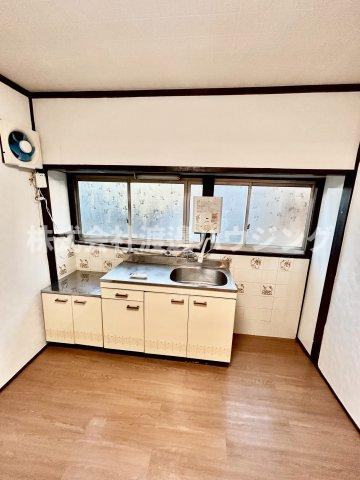 佐太東町一戸建のキッチン