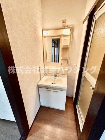 佐太東町一戸建の洗面所