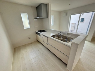 【キッチン】 | 廿日市市阿品台3（阿品駅）全2区画　NO1 | 機能的なシステムキッチン☆都市ガス