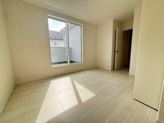 【洋室】 | 廿日市市阿品台3（阿品駅）全2区画　NO1 | 2階　洋室×3　収納付きでお部屋がスッキリ広く使えます。