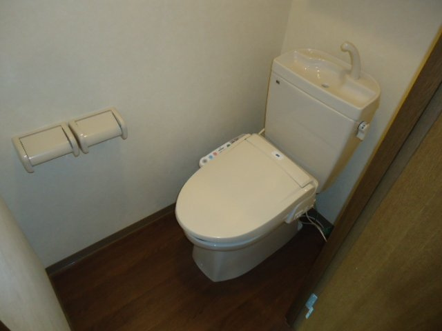 リビュール上縄　　　刈谷市近郊の賃貸はクラスホーム刈谷店のトイレ|シャワー付トイレ