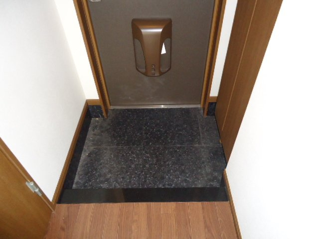 リビュール上縄　　　刈谷市近郊の賃貸はクラスホーム刈谷店の玄関|玄関