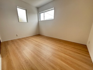 【洋室】 | 廿日市市対厳山2（宮島口駅）全2区画　NO1 | 2階　洋室×3　収納付きでお部屋がスッキリ広く使えます。　