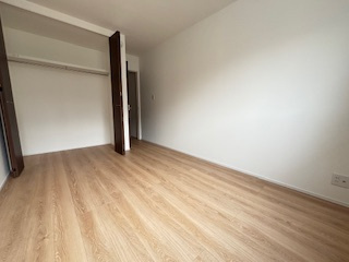 【収納】 | 廿日市市対厳山2（宮島口駅）全2区画　NO1 | 2階　洋室×3　収納付きでお部屋がスッキリ広く使えます。