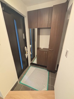 【玄関】 | 廿日市市対厳山2（宮島口駅）全2区画　NO1 | 家族の靴がスッキリ収納出来ます☆