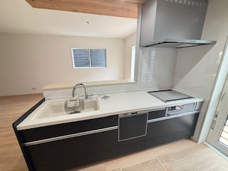 【キッチン】 | 廿日市市対厳山2（宮島口駅）全2区画　NO1 | 安心安全オール電化☆火を使わないIHクッキングヒーターで安全調理☆