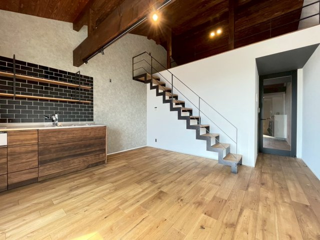 【居間・リビング】