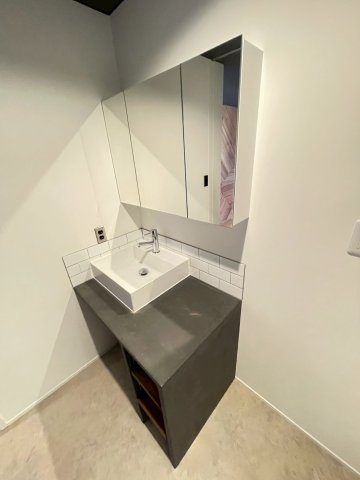 【独立洗面台】