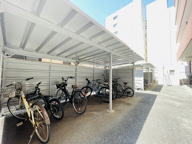 【駐輪場】 | ライオンズマンション西公園第六