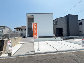 【外観】 | 廿日市市対厳山3（宮島口駅）全3区画　A棟【63坪】【P3台】 | A棟☆JR宮島口駅まで徒歩20分☆大野東小学校まで徒歩22分☆大野東中学校まで徒歩18分☆ユアーズ徒歩17分☆土地63坪☆前面道路6ｍ
