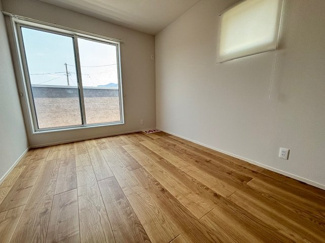 【洋室】 | 廿日市市対厳山3（宮島口駅）全3区画　C棟【角地】【63坪】【P3台】 | 2階　洋室×4　収納付きでお部屋がスッキリ広く使えます。