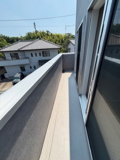 【バルコニー】 | 廿日市市対厳山3（宮島口駅）全3区画　C棟【角地】【63坪】【P3台】 | バルコニーは陽当たり・見晴らし・風通しも良好です。２部屋から出入り可能です☆