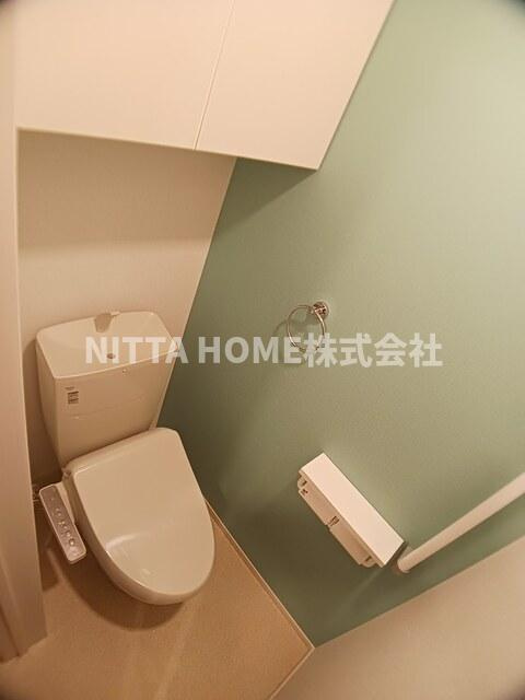 福知山市字前田のアパートのトイレ|温水洗浄付きのトイレです＊