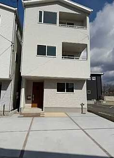 【外観】 | 佐伯区八幡東2丁目　全3区画　NO3 | ☆バス停まで徒歩3分☆八幡東小学校まで徒歩9分☆三和中学校まで徒歩18分
☆アルゾ徒歩11分☆ザ・ビッグ徒歩13分☆ウォンツ徒歩11分土地27坪☆前面道路4ｍ
