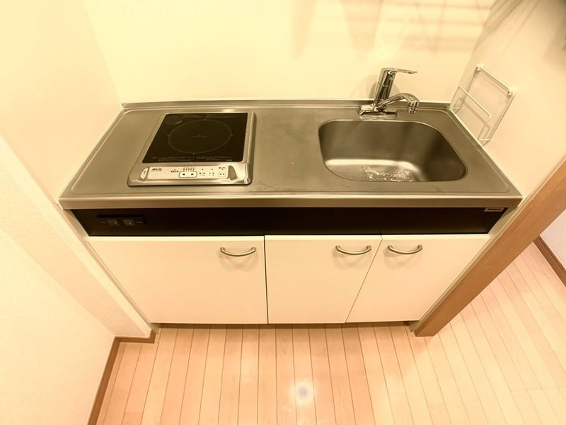 ドゥーエ西大島のキッチン