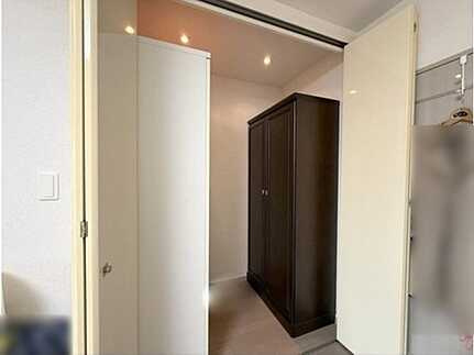 ライオンズマンション平和公園の玄関