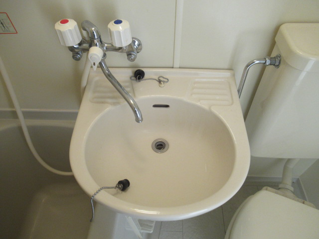 五色山ハイツの洗面所