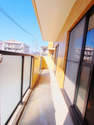 第8森本ビルのバルコニー