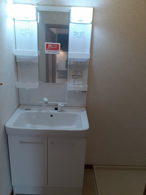 アヴニールⅢの洗面所