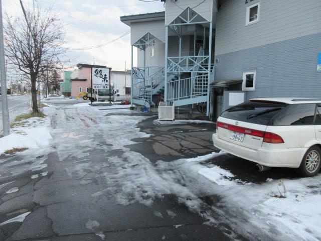 セントラルガーデン9Aの駐車場