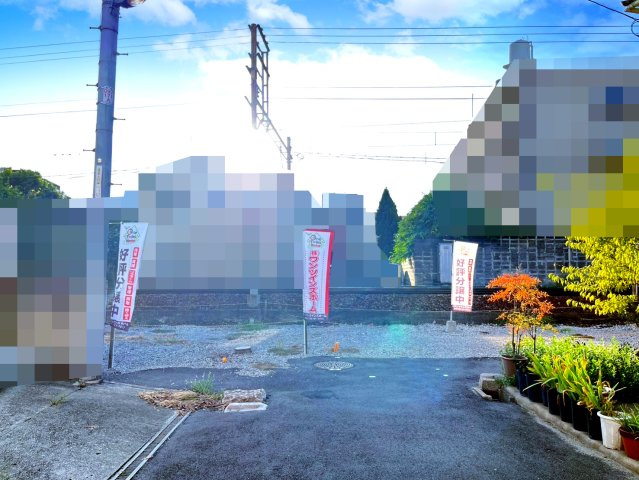 【前面道路含む現地写真】 | 大阪市住吉区墨江　現状更地　建築条件無し売り土地 | 【現地写真】2025年9月6日撮影♪
・現状更地！自由設計可能♪
・間取りプラン例あり！
・前面道路（東方面）約4ｍ♪