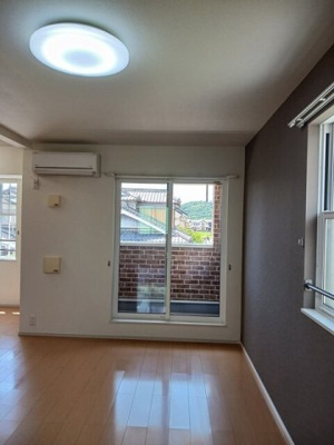 【居間・リビング】 | タラーアイル