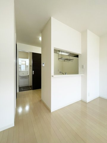 コートクレールⅡ番館の居間・リビング