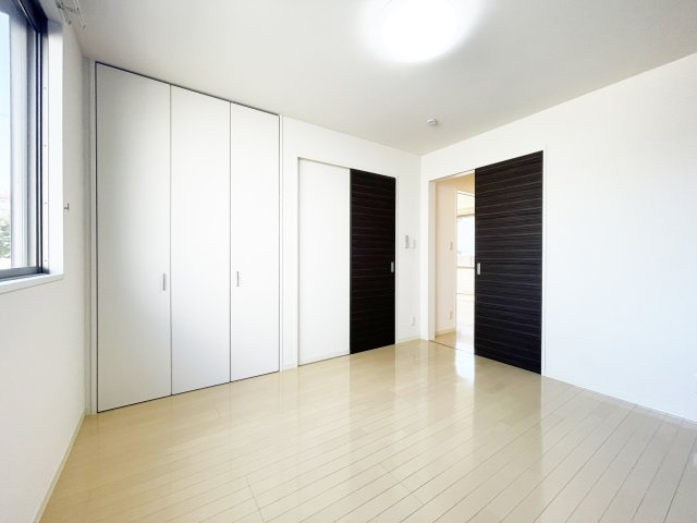 コートクレールⅡ番館の居間・リビング