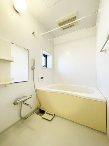 コートクレールⅡ番館の浴室