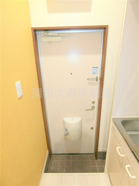 京急蒲田駅リノベーション済1Kの玄関|玄関　