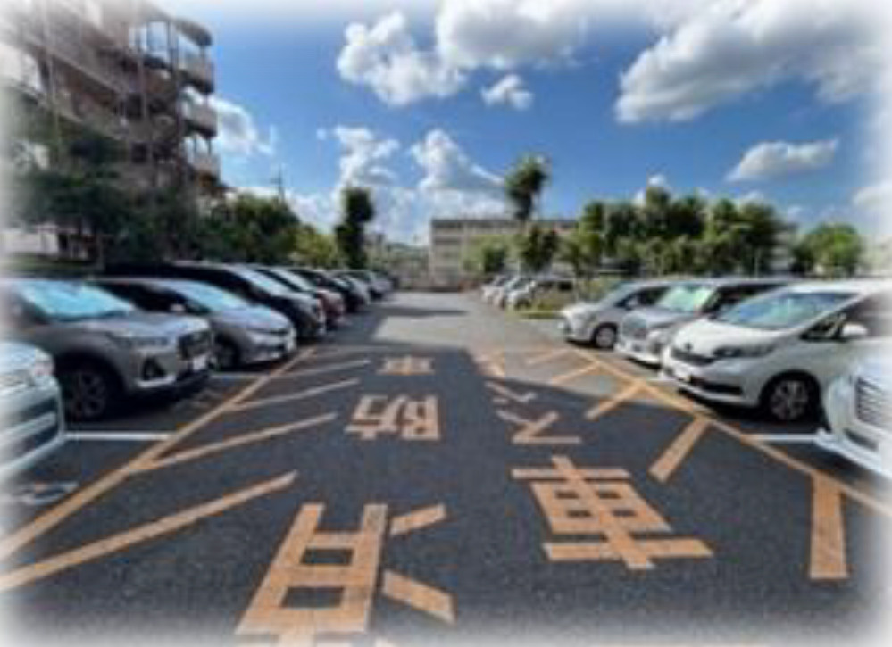 中古マンション 狭山市北入曽７５５－１の駐車場|駐車スペースもあります