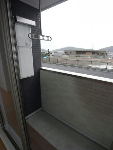 Ｖｅｒｄｅ　Ｃｏｌｌｉｎａのバルコニー|バルコニーがあります