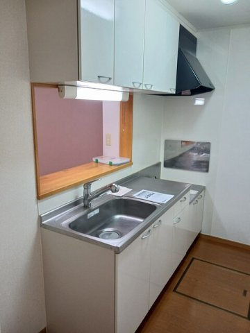 ヴィラ　スクエアＡのキッチン|きれいなキッチンです