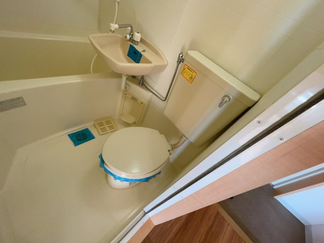 SOCIO刈谷新富町のトイレ|別部屋同一間取りのお写真となります。