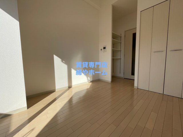 エステムプラザ難波WESTリバークロスの寝室