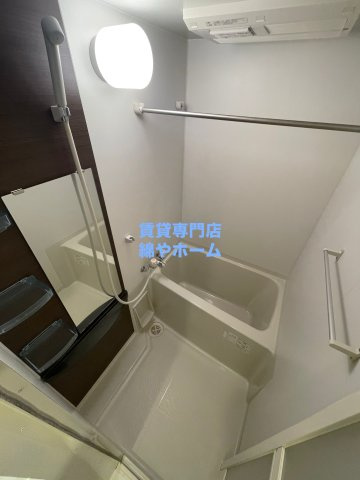 エステムプラザ難波WESTリバークロスの浴室