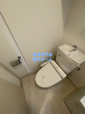 エステムプラザ難波WESTリバークロスのトイレ