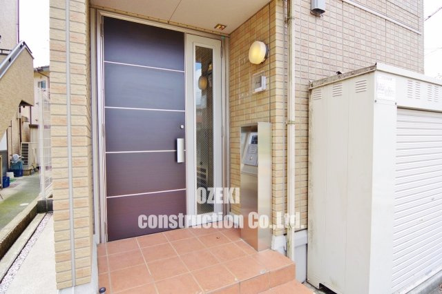 メルヴェーユ北越谷のエントランス