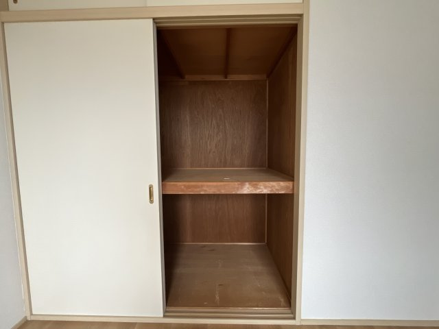 サンライフ眞の収納