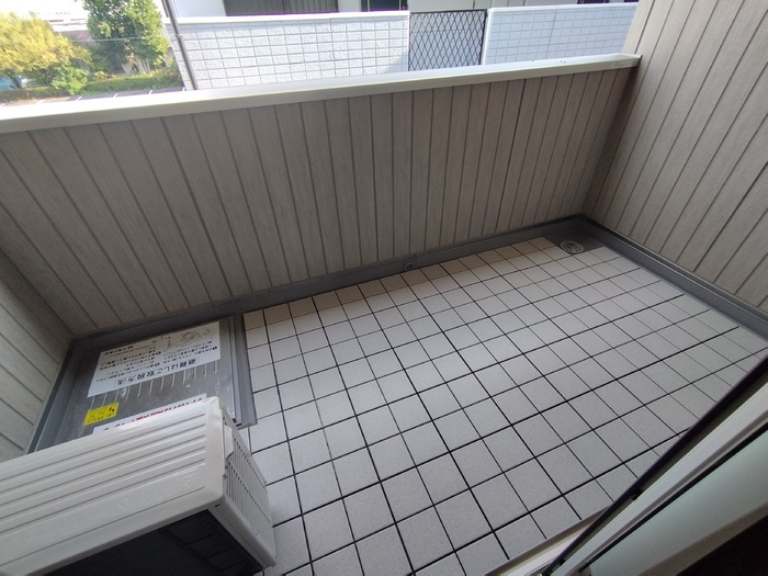 D-avance 東脇のバルコニー