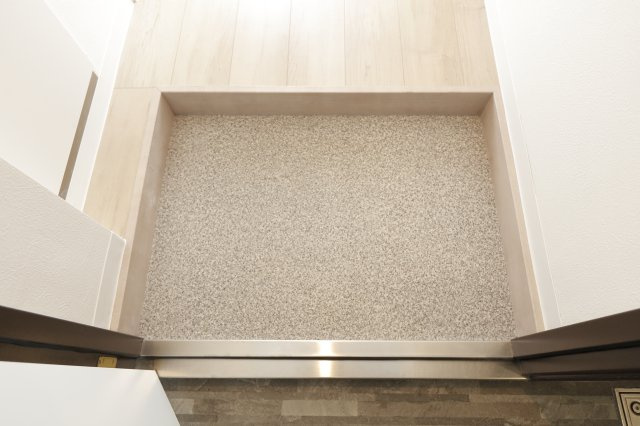 レピュア青砥レジデンスの玄関