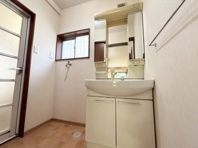 【独立洗面台】 | 高槻市緑が丘1丁目　中古戸建