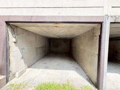 【駐車場】 | 高槻市緑が丘1丁目　中古戸建