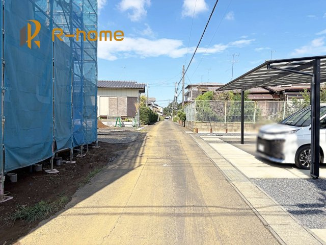 土浦市烏山4丁目　新築戸建て　A号棟の前面道路含む現地写真|『今から見たい！』大歓迎です♪
お気軽にＲ－ｈomeまでお問い合わせください。