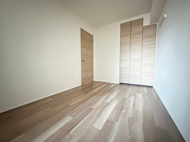 ウェリス茨木の洋室