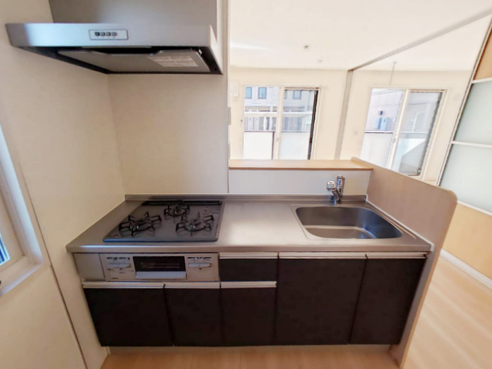 ヴェネレ／イルソーレ イルソーレのキッチン|対面システムキッチン